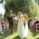 This VanDusen Botanical Garden Wedding Was Inspired by a Summer Sunset
