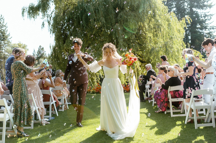 This Vandusen Botanical Garden Wedding