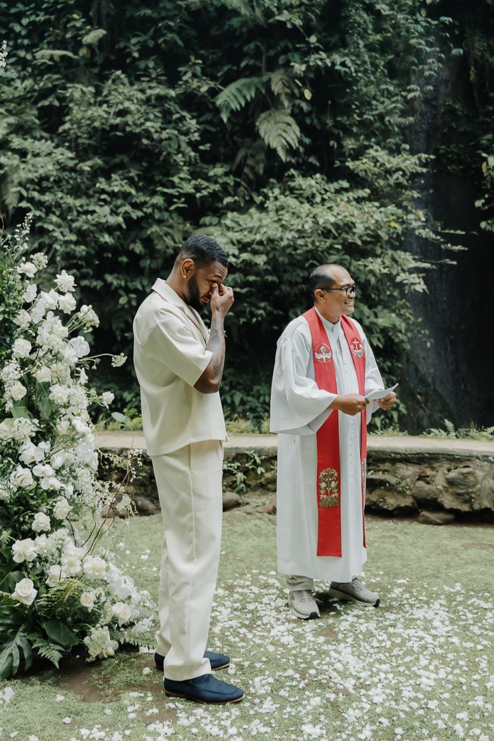This Tibumana Waterfall Elopement in Ubud, Bali Was an Intimate Family Affair